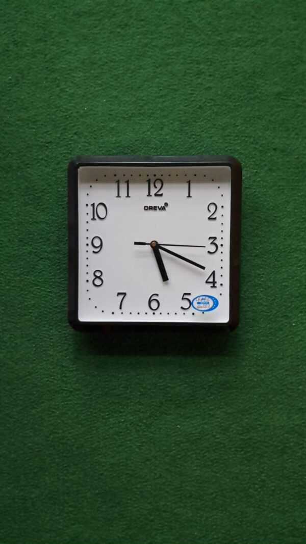 Wall Clock Oreva AQ 1417 BW
